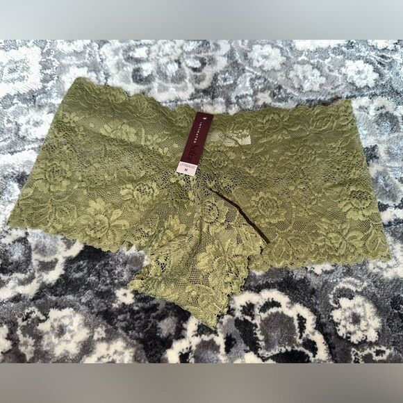 NWT Sofra (Medium) Brand New Green Lace Cheeky Undies - Picture 1 of 6